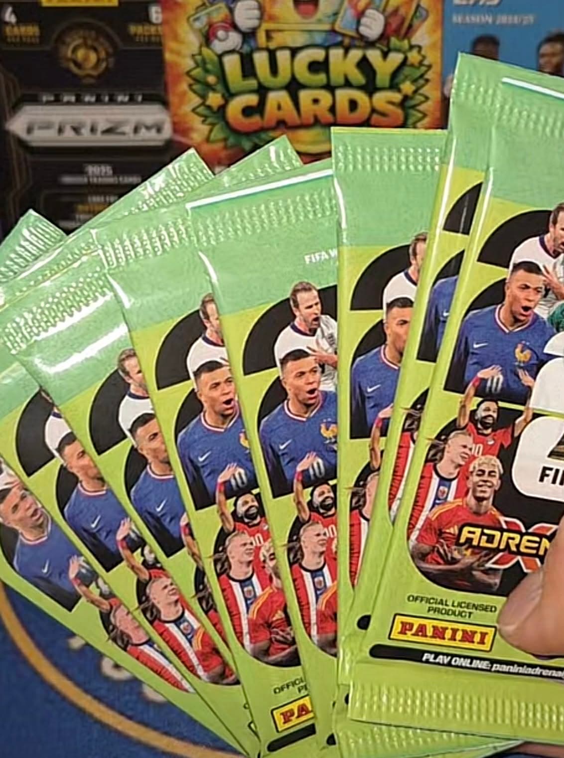 Panini FIFA World Cup 2026 Adrenalyn XL - Mega Tin - 64 karty + 1 GOLDEN BALLER + 1 LIMIT